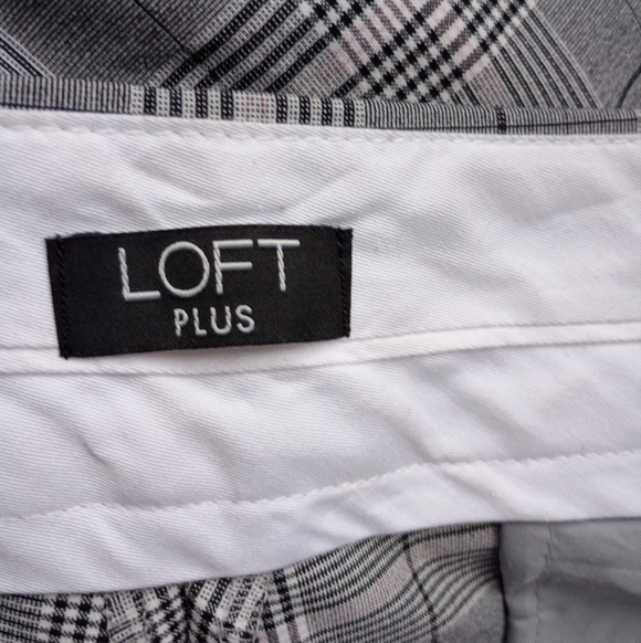 LOFT Plus Women's Classic Gray Checkered Marisa Pants - Picture 5 of 7